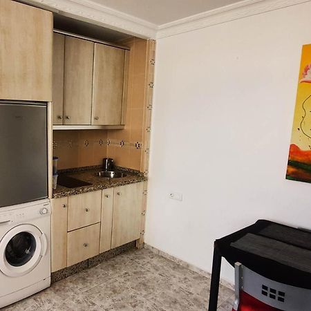 Apartamento En El Centro De Torremolinos Bagian luar foto