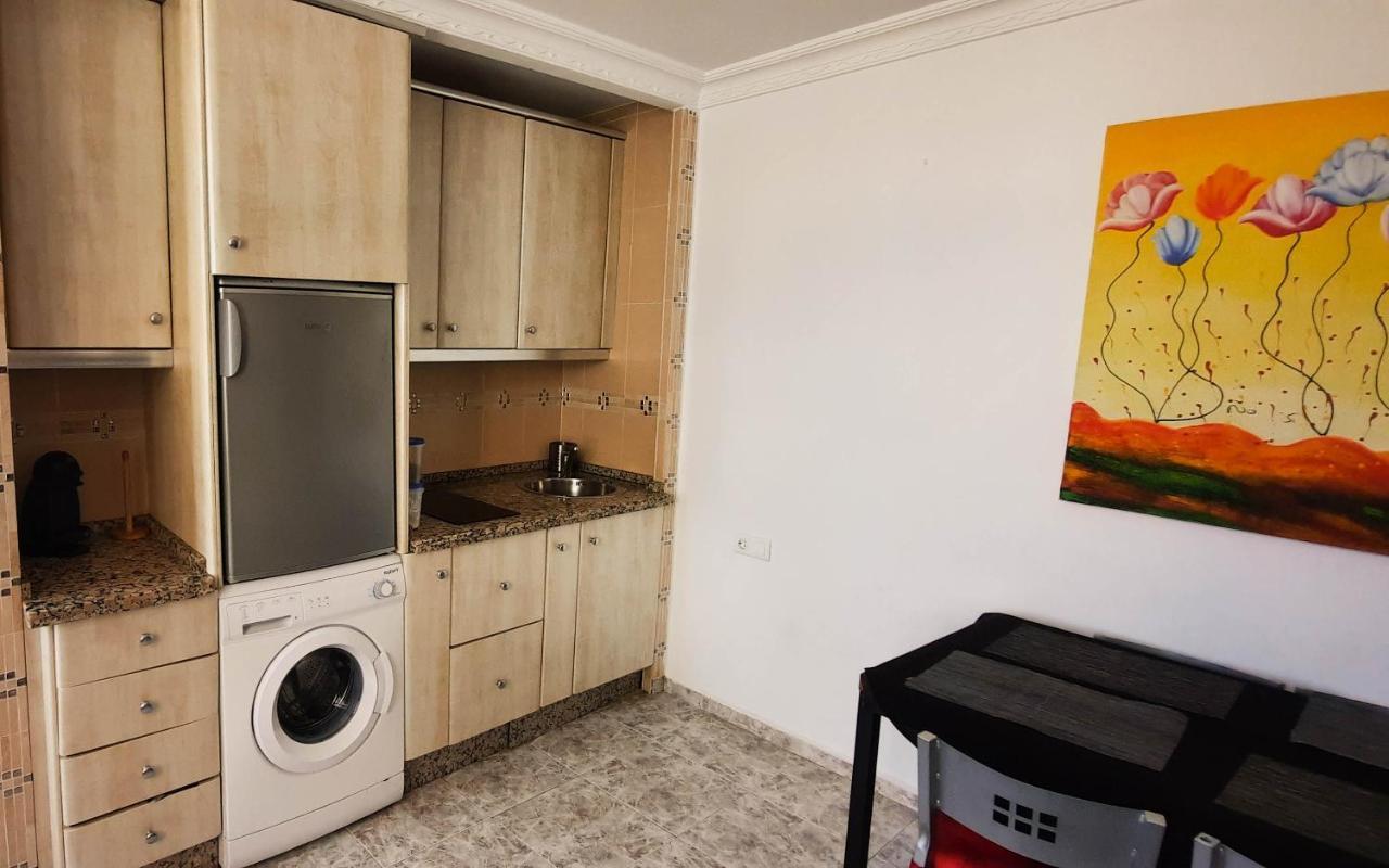 Apartamento En El Centro De Torremolinos Bagian luar foto