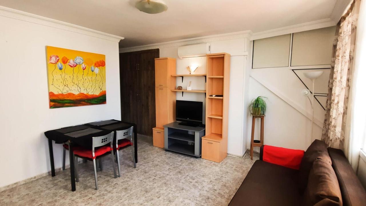Apartamento En El Centro De Torremolinos Bagian luar foto
