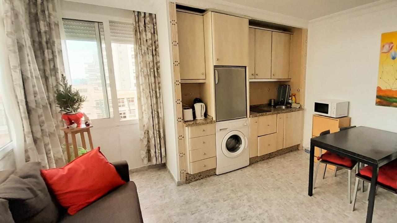 Apartamento En El Centro De Torremolinos Bagian luar foto