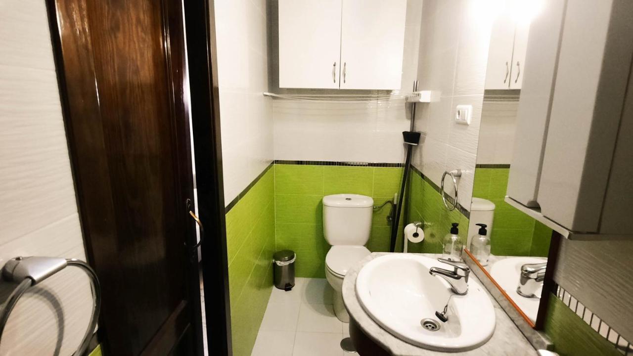 Apartamento En El Centro De Torremolinos Bagian luar foto
