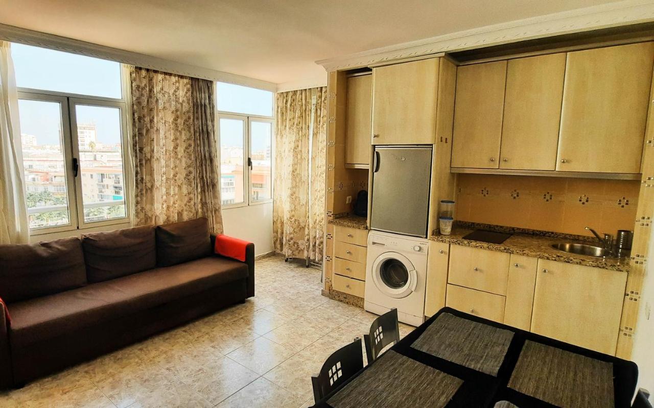 Apartamento En El Centro De Torremolinos Bagian luar foto