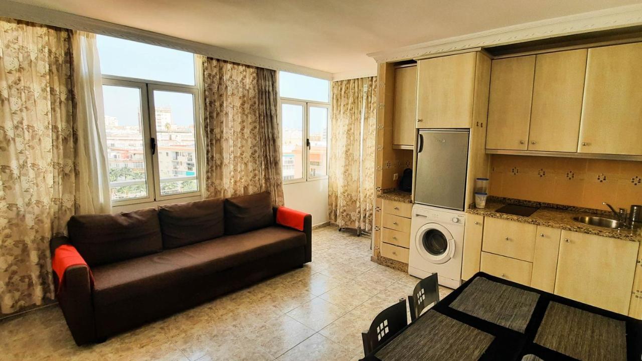 Apartamento En El Centro De Torremolinos Bagian luar foto